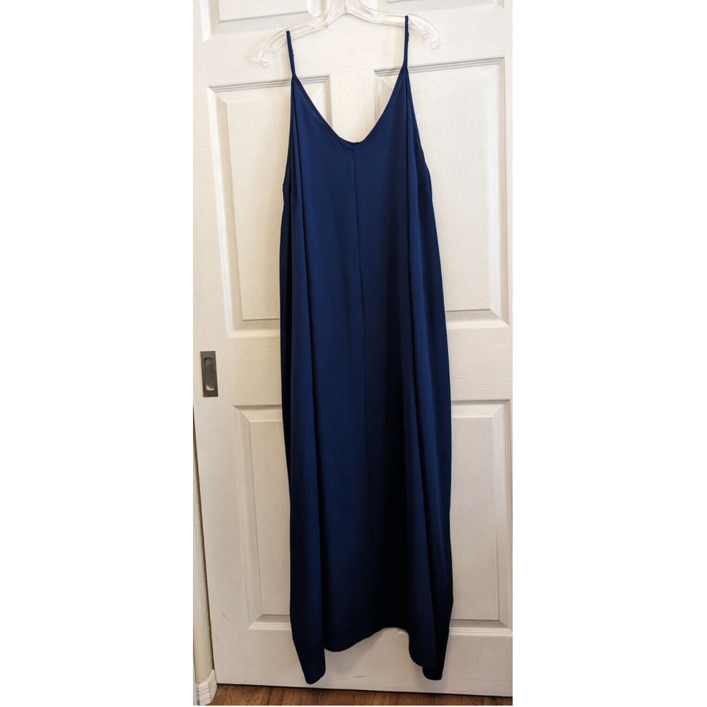 City Chic Womens 22 Navy V-Neck Sleeveless Stretch Fabric Maxi Dress New